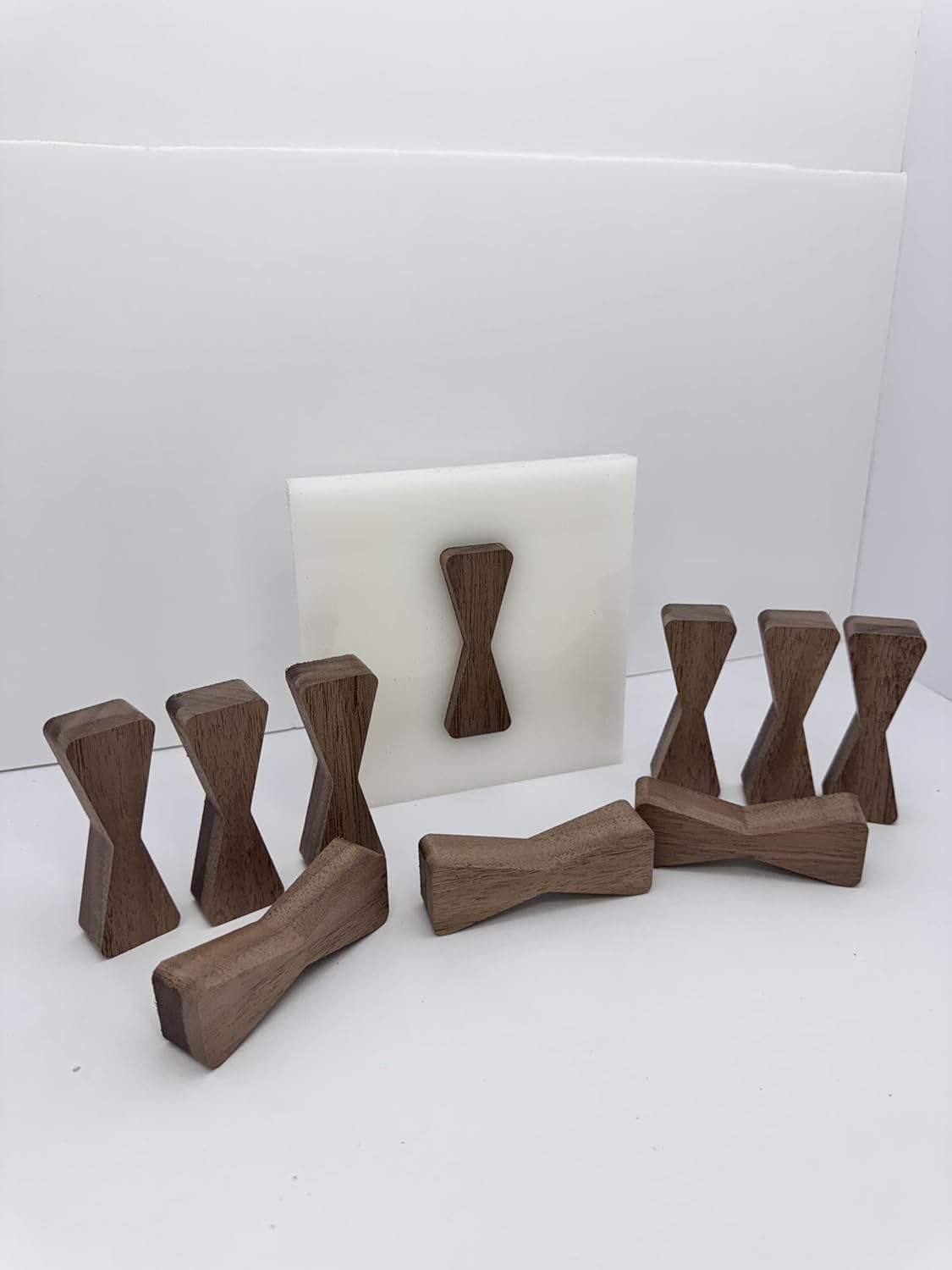 No Chiseling Bow Tie Inlays - Elegant Walnut Bow Tie Inlay With Router Template Jig